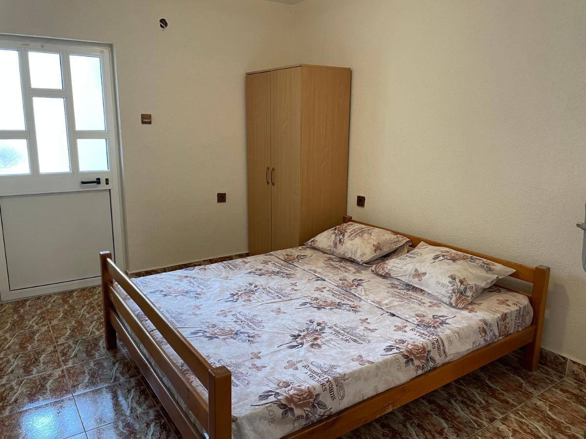 Apartments Monte Casa Бар Экстерьер фото