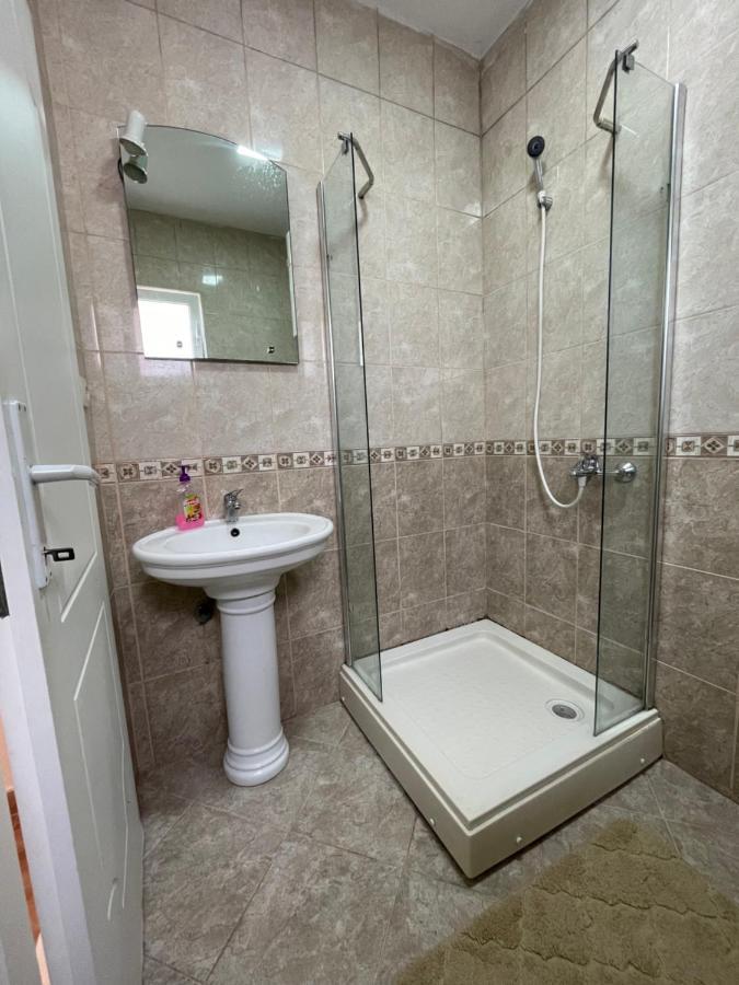Apartments Monte Casa Бар Экстерьер фото